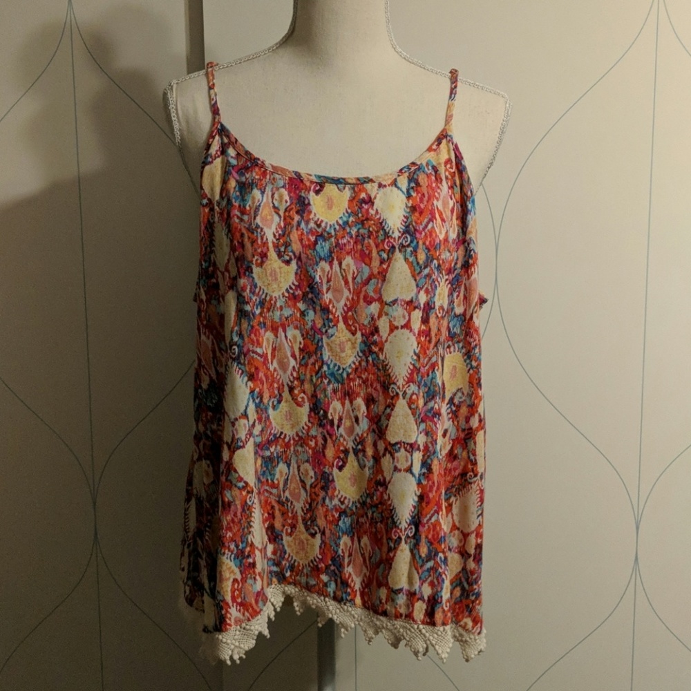 🦄 5/$18 Batik Style Strappy Tank Top